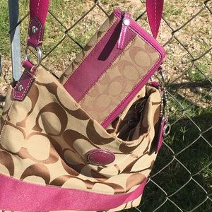 Coach purse and wallet
